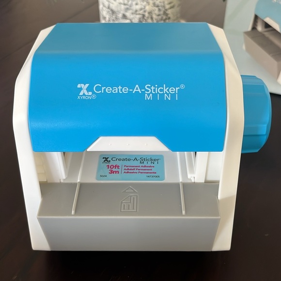 Xyron Create a Sticker,  Mini Sticker Maker, Paper Projects Permanent Adhesive - Picture 8 of 10